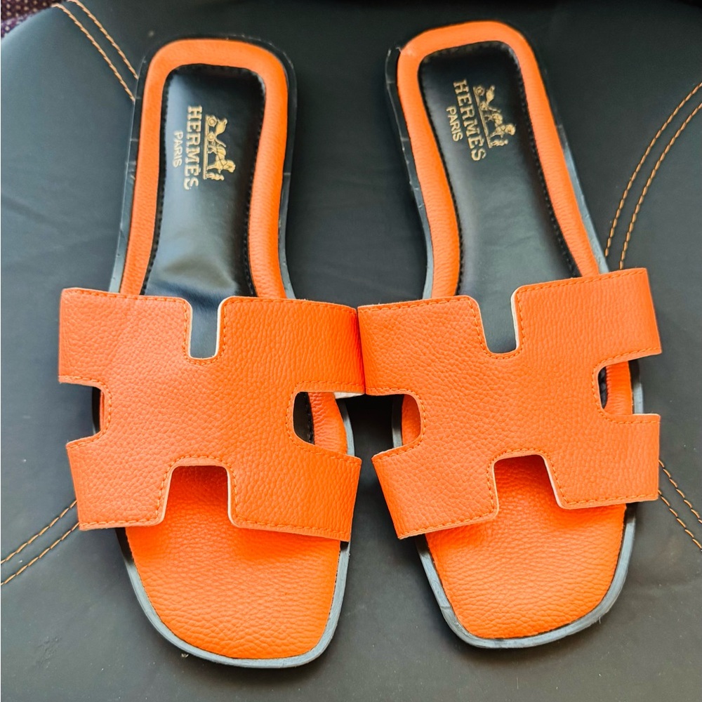 Flat slippers size 41
